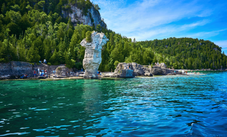 Tobermory Ontario: Nature's Warm Welcome